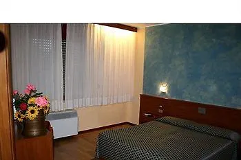 Le Querce Hotel 3*