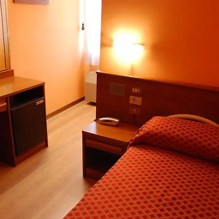 Le Querce 3*