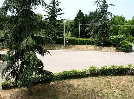 فندق Le Querce 3*
